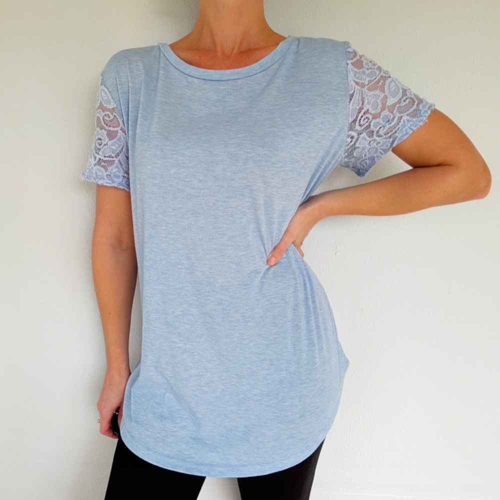 KOITMY light blue sheer lace trim short sleeve keyhole back tee size XL